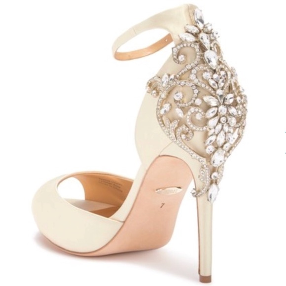 Badgley Mischka Shoes - Badgley Mischka Karson Peep Toe Pump Wedding